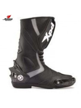 VR 5 Boot